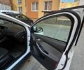 Форд Фокус 2013 в Тернополе на Automoto.ua Белый Форд Фокус, объемом двигателя 1 л и пробегом 153 тыс. км за 6200 $, фото 7 на Automoto.ua