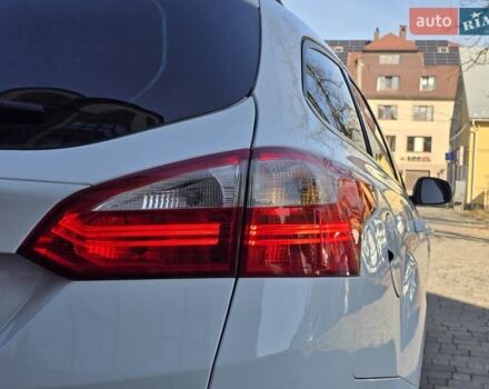 Белый Форд Фокус, объемом двигателя 1.6 л и пробегом 247 тыс. км за 7499 $, фото 17 на Automoto.ua