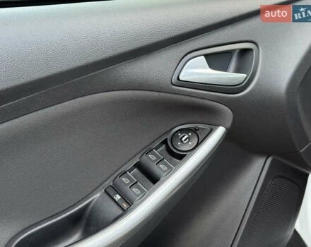 Форд Фокус 2013 в Стрые на Automoto.ua Белый Форд Фокус, объемом двигателя 0 л и пробегом 202 тыс. км за 8850 $, фото 101 на Automoto.ua