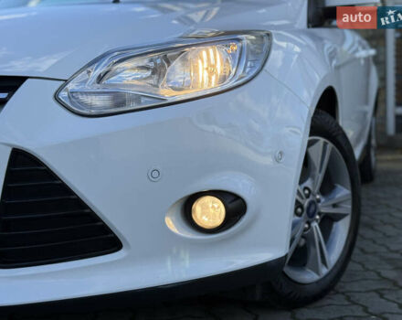 Форд Фокус 2013 в Стрые на Automoto.ua Белый Форд Фокус, объемом двигателя 0 л и пробегом 202 тыс. км за 8850 $, фото 45 на Automoto.ua