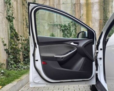 Белый Форд Фокус, объемом двигателя 1 л и пробегом 274 тыс. км за 6199 $, фото 7 на Automoto.ua