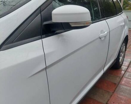 Белый Форд Фокус, объемом двигателя 1.56 л и пробегом 395 тыс. км за 7500 $, фото 9 на Automoto.ua