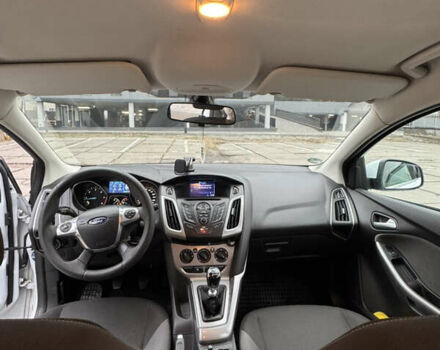 Белый Форд Фокус, объемом двигателя 1.6 л и пробегом 201 тыс. км за 8000 $, фото 10 на Automoto.ua