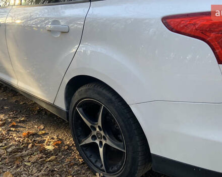 Форд Фокус 2013 у Львові на Automoto.ua Білий Форд Фокус, об'ємом двигуна 1.6 л та пробігом 247 тис. км за 6500 $, фото 7 на Automoto.ua