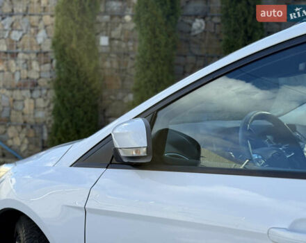 Форд Фокус 2013 в Стрые на Automoto.ua Белый Форд Фокус, объемом двигателя 0 л и пробегом 202 тыс. км за 8850 $, фото 54 на Automoto.ua