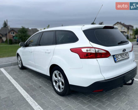 Белый Форд Фокус, объемом двигателя 1.6 л и пробегом 257 тыс. км за 7300 $, фото 3 на Automoto.ua
