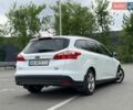 Белый Форд Фокус, объемом двигателя 1 л и пробегом 170 тыс. км за 5200 $, фото 4 на Automoto.ua