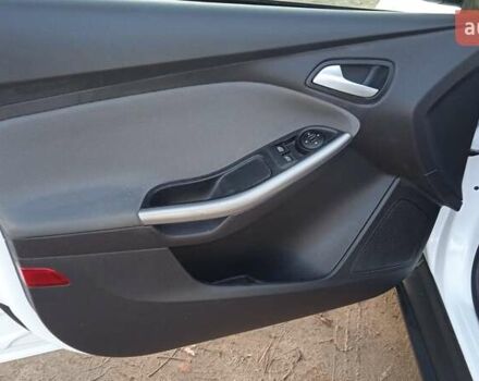 Белый Форд Фокус, объемом двигателя 1.6 л и пробегом 215 тыс. км за 7600 $, фото 16 на Automoto.ua