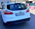 Білий Форд Фокус, об'ємом двигуна 1 л та пробігом 85 тис. км за 5600 $, фото 4 на Automoto.ua