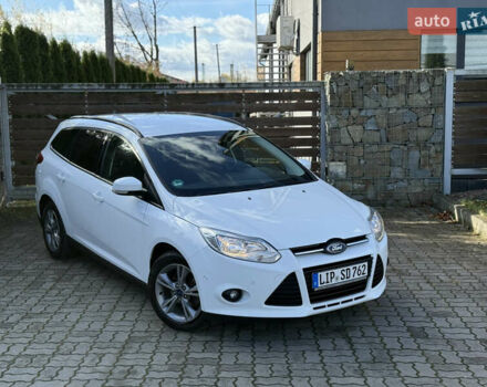 Форд Фокус 2013 в Стрые на Automoto.ua Белый Форд Фокус, объемом двигателя 0 л и пробегом 202 тыс. км за 8850 $, фото 3 на Automoto.ua