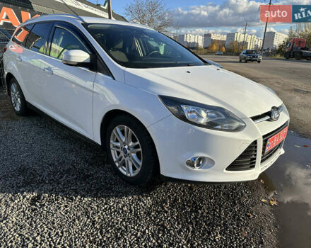 Белый Форд Фокус, объемом двигателя 2 л и пробегом 261 тыс. км за 7500 $, фото 4 на Automoto.ua