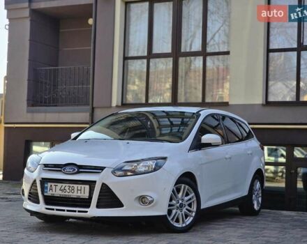 Белый Форд Фокус, объемом двигателя 1.6 л и пробегом 247 тыс. км за 7999 $, фото 6 на Automoto.ua