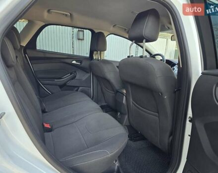 Белый Форд Фокус, объемом двигателя 1.6 л и пробегом 247 тыс. км за 7499 $, фото 26 на Automoto.ua