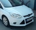 Белый Форд Фокус, объемом двигателя 1.6 л и пробегом 270 тыс. км за 7800 $, фото 3 на Automoto.ua