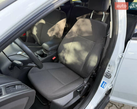 Форд Фокус 2013 в Стрые на Automoto.ua Белый Форд Фокус, объемом двигателя 0 л и пробегом 202 тыс. км за 8850 $, фото 99 на Automoto.ua