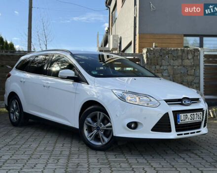Форд Фокус 2013 в Стрые на Automoto.ua Белый Форд Фокус, объемом двигателя 0 л и пробегом 202 тыс. км за 8850 $, фото 9 на Automoto.ua