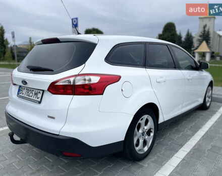 Белый Форд Фокус, объемом двигателя 1.6 л и пробегом 257 тыс. км за 7300 $, фото 4 на Automoto.ua