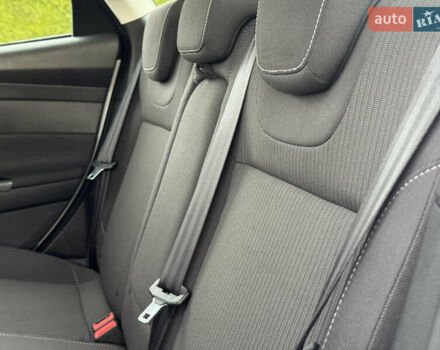 Білий Форд Фокус, об'ємом двигуна 1.6 л та пробігом 221 тис. км за 8699 $, фото 65 на Automoto.ua