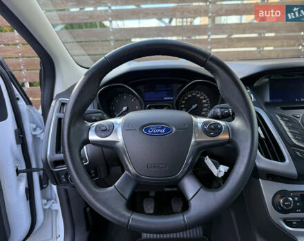 Форд Фокус 2013 в Стрые на Automoto.ua Белый Форд Фокус, объемом двигателя 0 л и пробегом 202 тыс. км за 8850 $, фото 92 на Automoto.ua