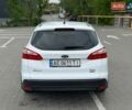 Белый Форд Фокус, объемом двигателя 1 л и пробегом 170 тыс. км за 5200 $, фото 12 на Automoto.ua