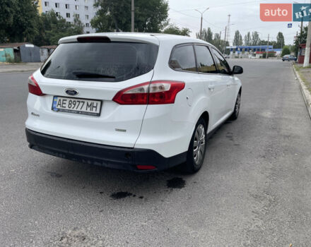 Белый Форд Фокус, объемом двигателя 1 л и пробегом 254 тыс. км за 6250 $, фото 3 на Automoto.ua