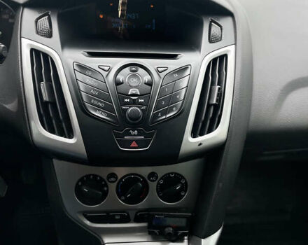 Белый Форд Фокус, объемом двигателя 1.6 л и пробегом 257 тыс. км за 7300 $, фото 8 на Automoto.ua