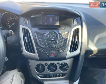 Білий Форд Фокус, об'ємом двигуна 1.6 л та пробігом 179 тис. км за 8700 $, фото 15 на Automoto.ua