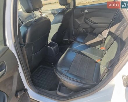 Білий Форд Фокус, об'ємом двигуна 1 л та пробігом 127 тис. км за 7500 $, фото 14 на Automoto.ua