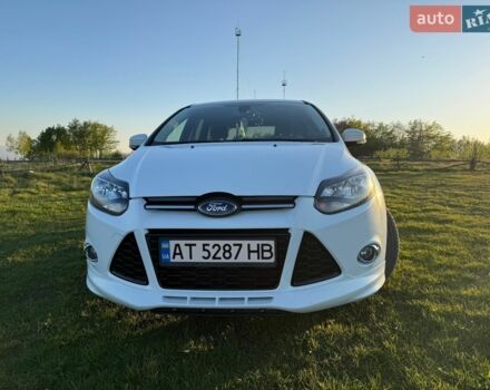 Білий Форд Фокус, об'ємом двигуна 2 л та пробігом 265 тис. км за 6600 $, фото 1 на Automoto.ua