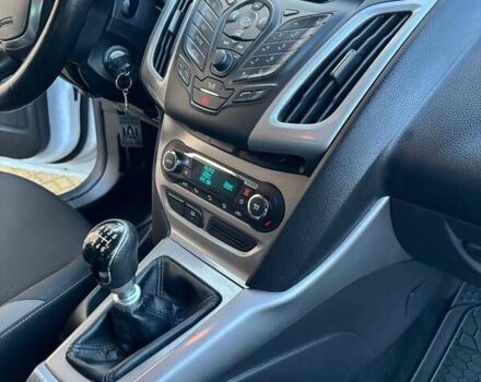 Белый Форд Фокус, объемом двигателя 1.56 л и пробегом 247 тыс. км за 7950 $, фото 39 на Automoto.ua