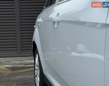 Белый Форд Фокус, объемом двигателя 1.6 л и пробегом 258 тыс. км за 8890 $, фото 8 на Automoto.ua