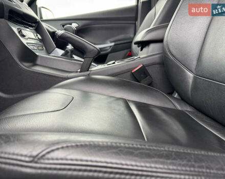 Белый Форд Фокус, объемом двигателя 1.6 л и пробегом 258 тыс. км за 8890 $, фото 41 на Automoto.ua