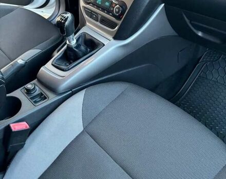 Белый Форд Фокус, объемом двигателя 1.56 л и пробегом 247 тыс. км за 7950 $, фото 38 на Automoto.ua