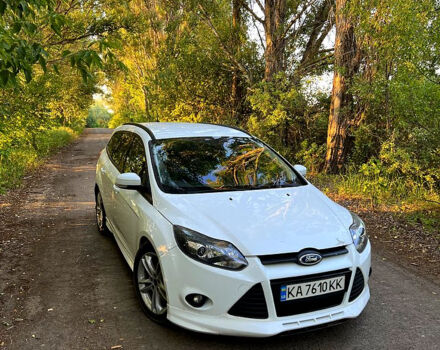 Білий Форд Фокус, об'ємом двигуна 2 л та пробігом 154 тис. км за 9999 $, фото 1 на Automoto.ua