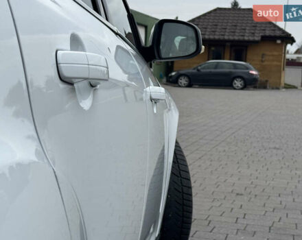 Білий Форд Фокус, об'ємом двигуна 1.6 л та пробігом 221 тис. км за 8699 $, фото 12 на Automoto.ua