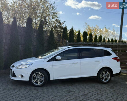 Форд Фокус 2013 в Стрые на Automoto.ua Белый Форд Фокус, объемом двигателя 0 л и пробегом 202 тыс. км за 8850 $, фото 52 на Automoto.ua