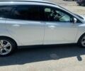 Белый Форд Фокус, объемом двигателя 1 л и пробегом 155 тыс. км за 5600 $, фото 1 на Automoto.ua