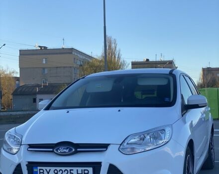 Белый Форд Фокус, объемом двигателя 1.6 л и пробегом 200 тыс. км за 6500 $, фото 4 на Automoto.ua