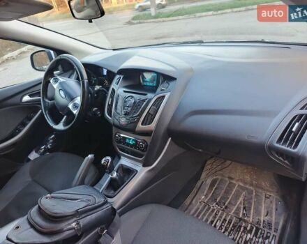 Белый Форд Фокус, объемом двигателя 1.56 л и пробегом 231 тыс. км за 7500 $, фото 6 на Automoto.ua