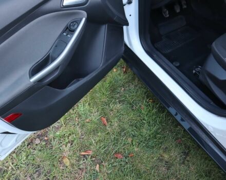 Белый Форд Фокус, объемом двигателя 1.6 л и пробегом 219 тыс. км за 6950 $, фото 5 на Automoto.ua