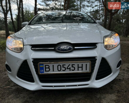 Белый Форд Фокус, объемом двигателя 1.6 л и пробегом 319 тыс. км за 7800 $, фото 7 на Automoto.ua