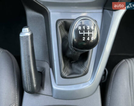 Белый Форд Фокус, объемом двигателя 1.6 л и пробегом 218 тыс. км за 8799 $, фото 125 на Automoto.ua