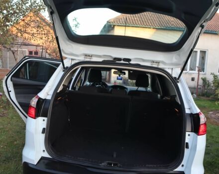 Белый Форд Фокус, объемом двигателя 1.6 л и пробегом 219 тыс. км за 6950 $, фото 7 на Automoto.ua