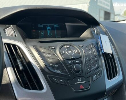 Белый Форд Фокус, объемом двигателя 1.6 л и пробегом 314 тыс. км за 8490 $, фото 24 на Automoto.ua