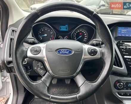 Белый Форд Фокус, объемом двигателя 1 л и пробегом 164 тыс. км за 7700 $, фото 15 на Automoto.ua