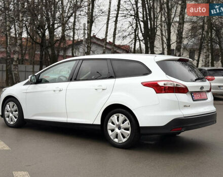 Белый Форд Фокус, объемом двигателя 1.6 л и пробегом 191 тыс. км за 8942 $, фото 6 на Automoto.ua
