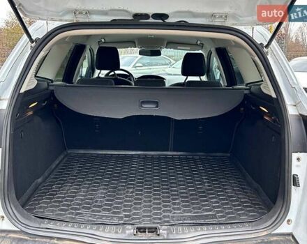 Белый Форд Фокус, объемом двигателя 1 л и пробегом 164 тыс. км за 7700 $, фото 29 на Automoto.ua