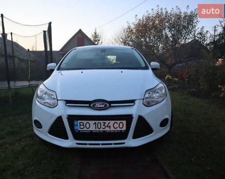 Белый Форд Фокус, объемом двигателя 1.6 л и пробегом 219 тыс. км за 6950 $, фото 3 на Automoto.ua