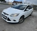 Белый Форд Фокус, объемом двигателя 1 л и пробегом 270 тыс. км за 5500 $, фото 1 на Automoto.ua