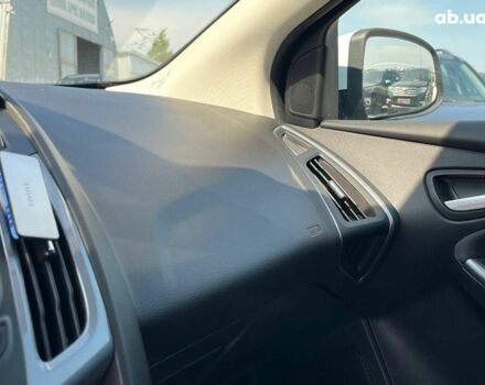 Белый Форд Фокус, объемом двигателя 1.6 л и пробегом 314 тыс. км за 8490 $, фото 18 на Automoto.ua